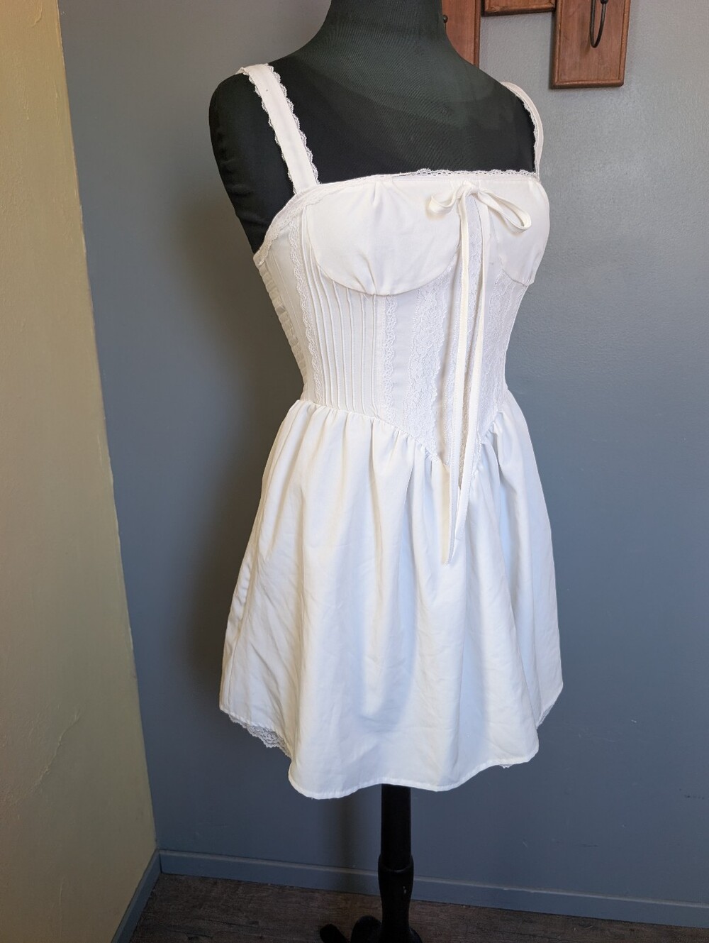 Women's White Lace-Trim Corset Babydoll Dress